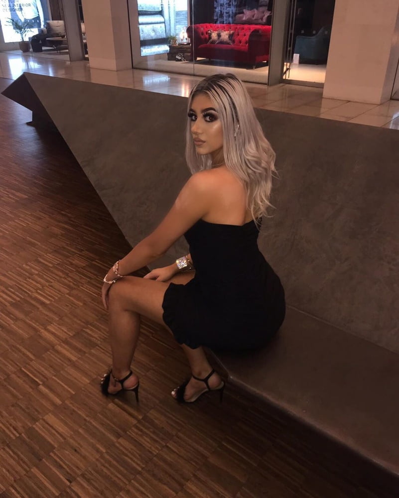 Genç ve Çıtır Kendi Evinde Görüşen Eyüpsultan Escort